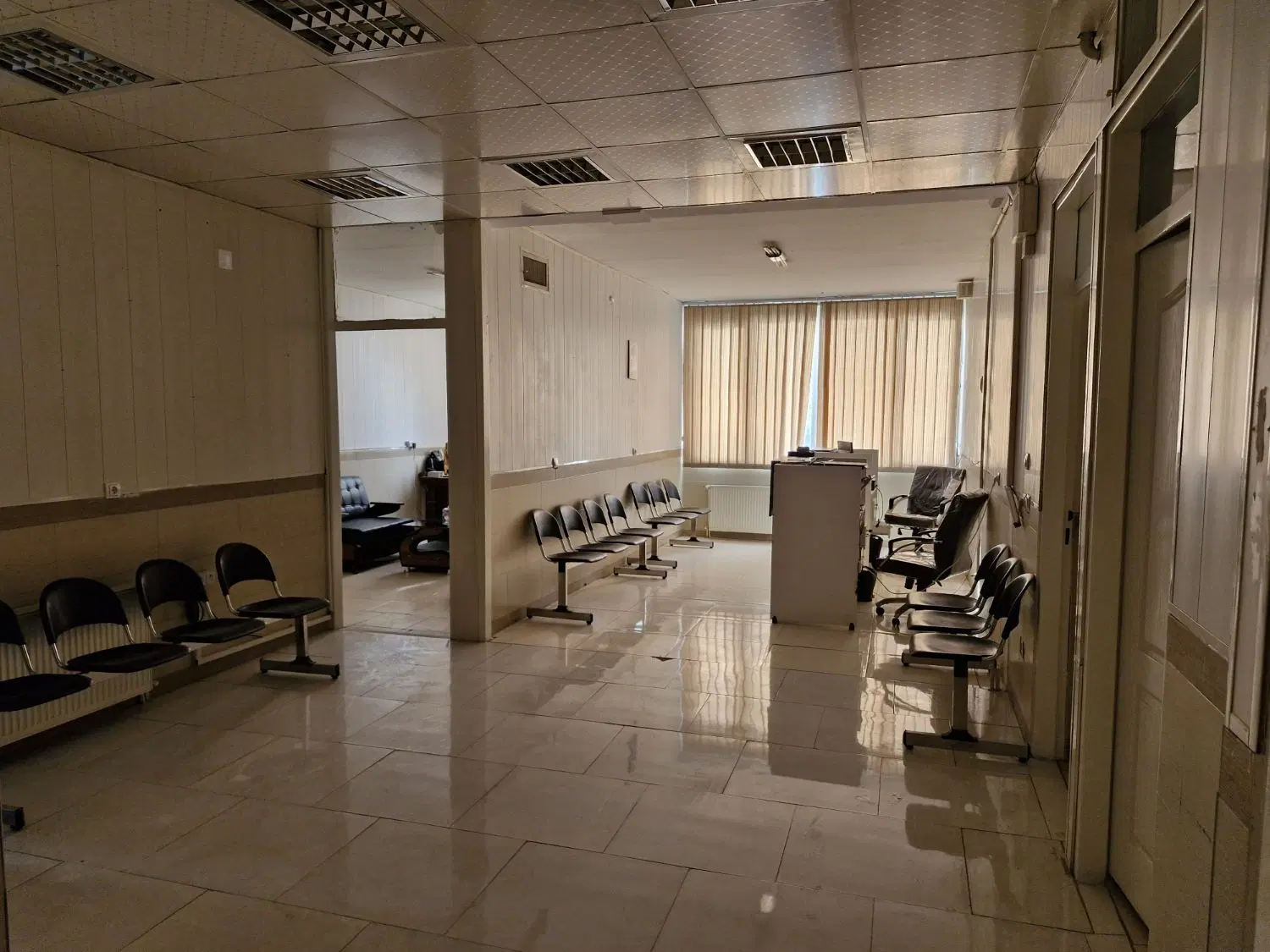 واحد ۱۲۰ متری برای دفتر ،مطب خدمات ...