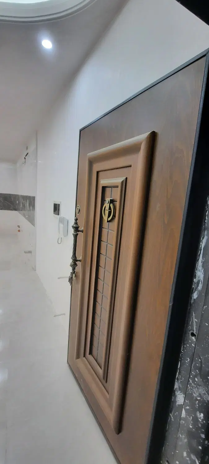 آپارتمان۱۰۵مترتکواحدی کلیدنخورده نصیرشهر نصیر شهر