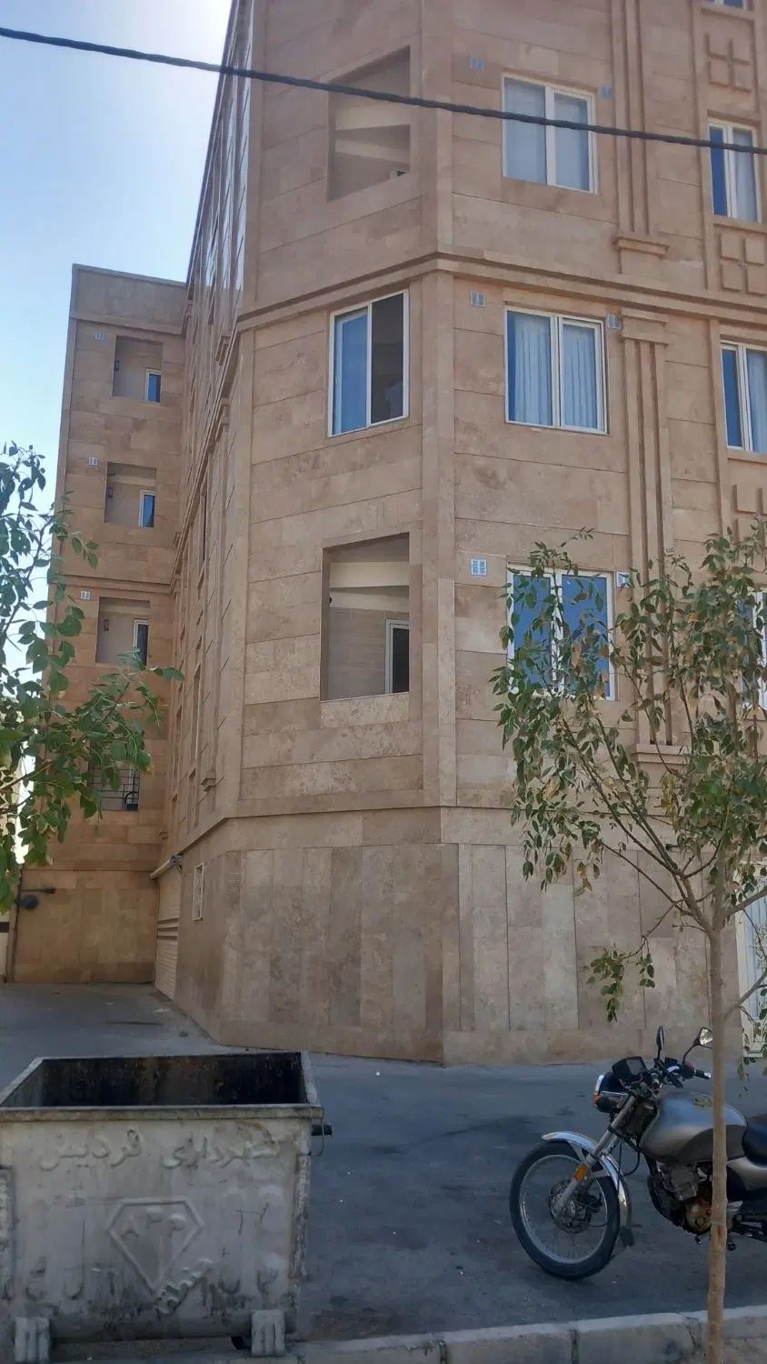 واحد آپارتمان ۸۵ متری وکالتی