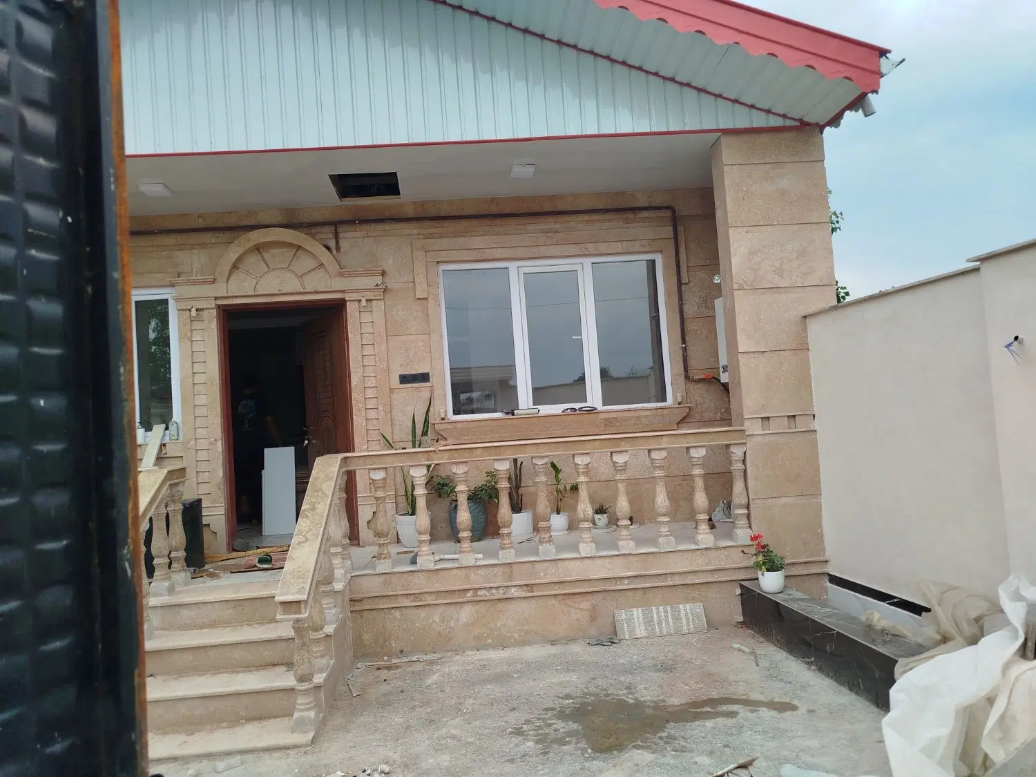 ویلا نوساز شهری