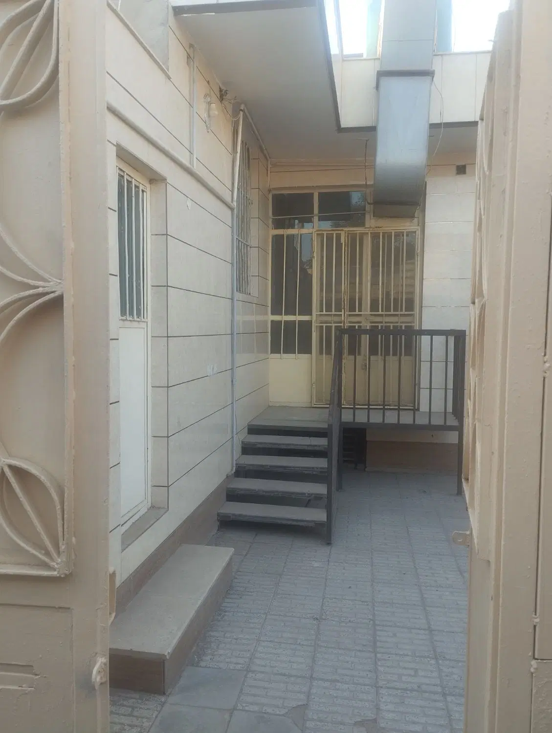 ویلایی خیابان ناصریه