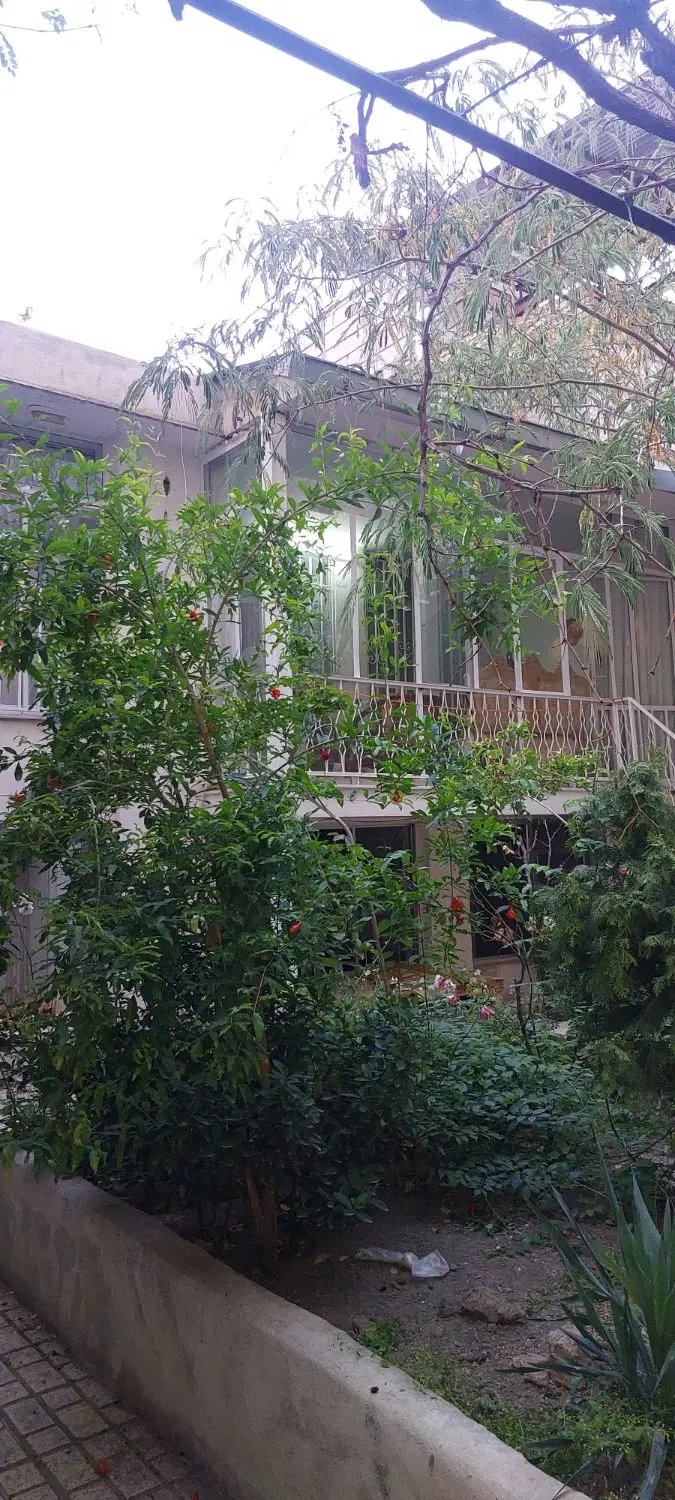 ویلایی خاص فرامرز