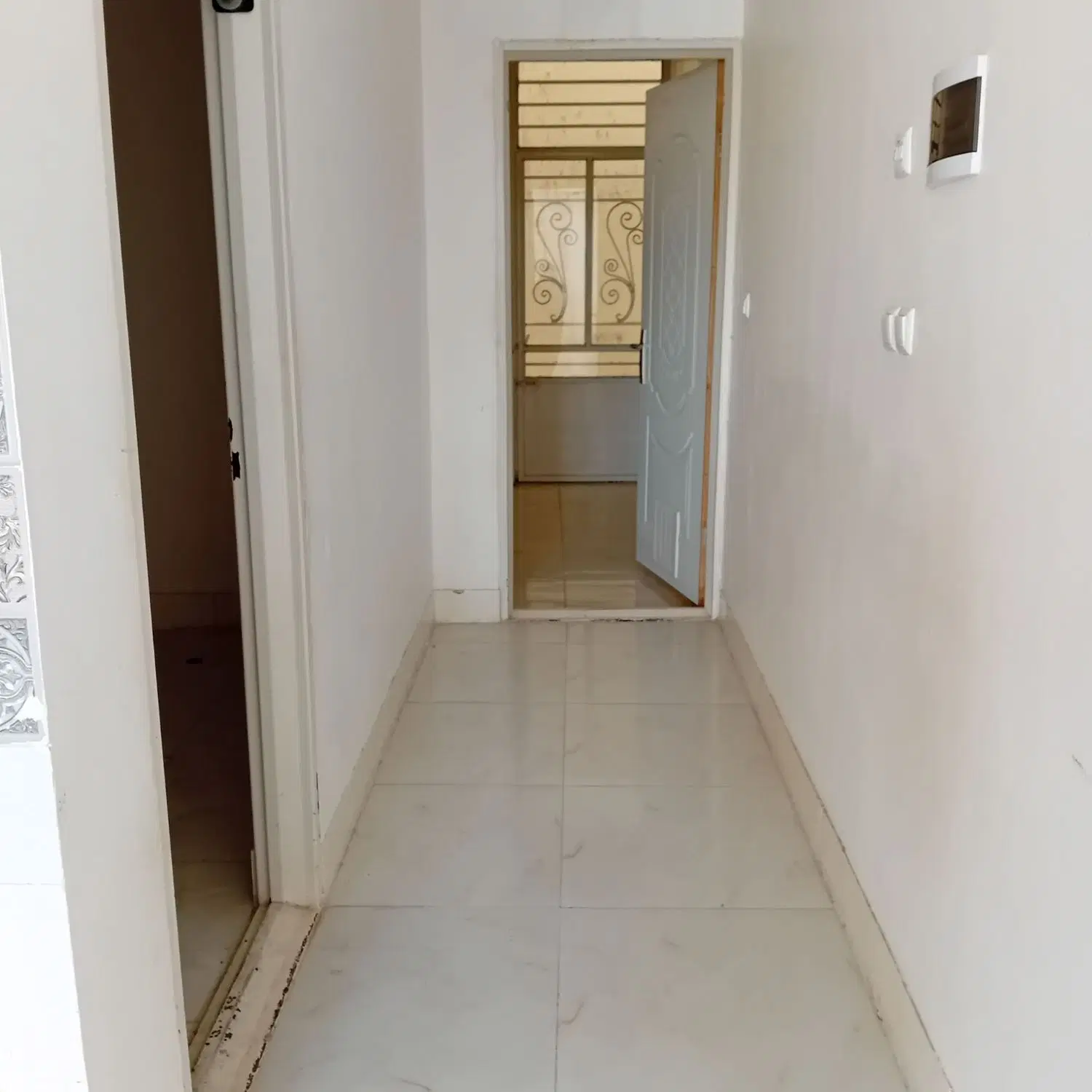 منرگزل اجاره ای دوخواب شهر ارا