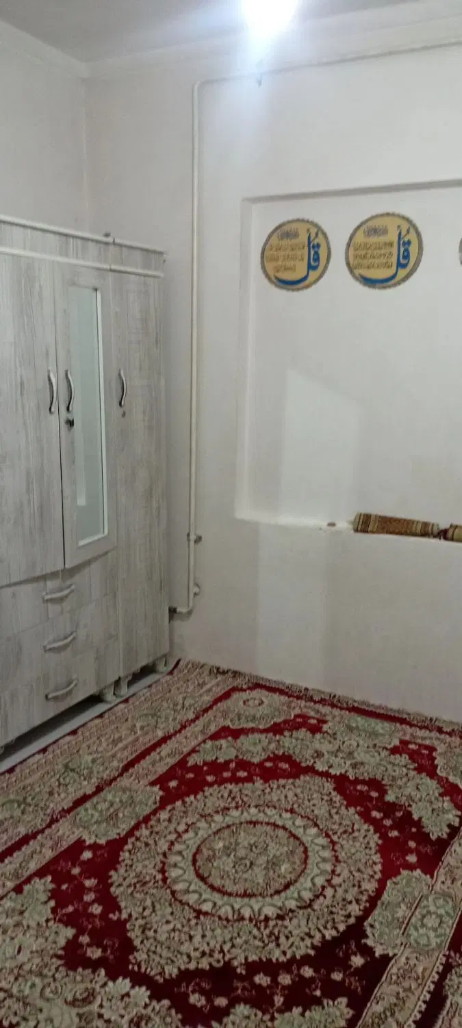 خانه ای ویلایی برای زندگی دو خانوار