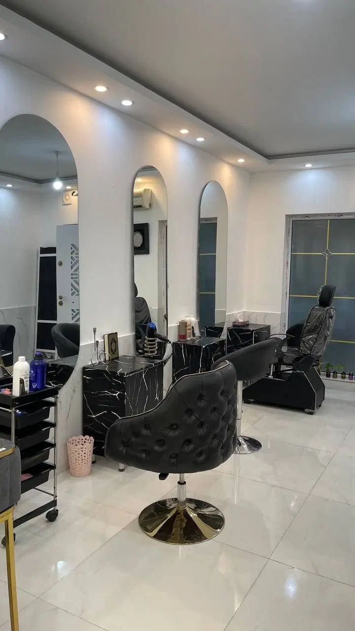 لاین ناخن،مژه،.. سالن زیبایی
