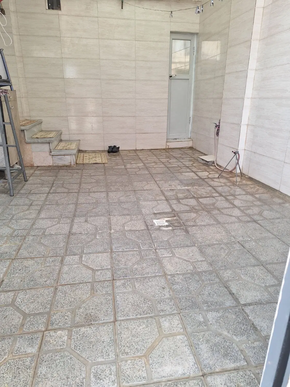 فروش خانه در شهرک کوثر  ۹۲ متر همراه سوئیت ۴۰ متر