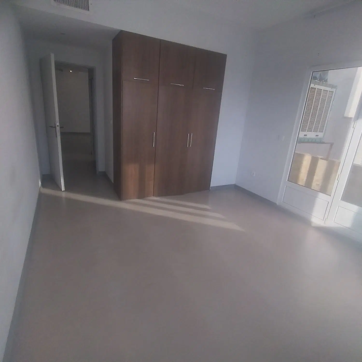 اپارتمان فول امکانات