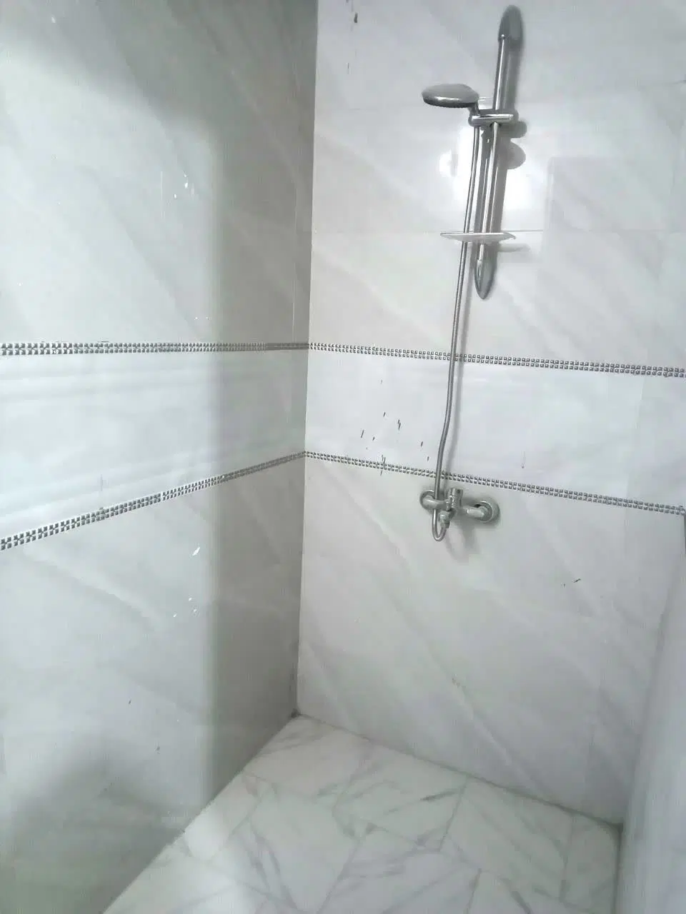 ۷۰متری منزل اباد