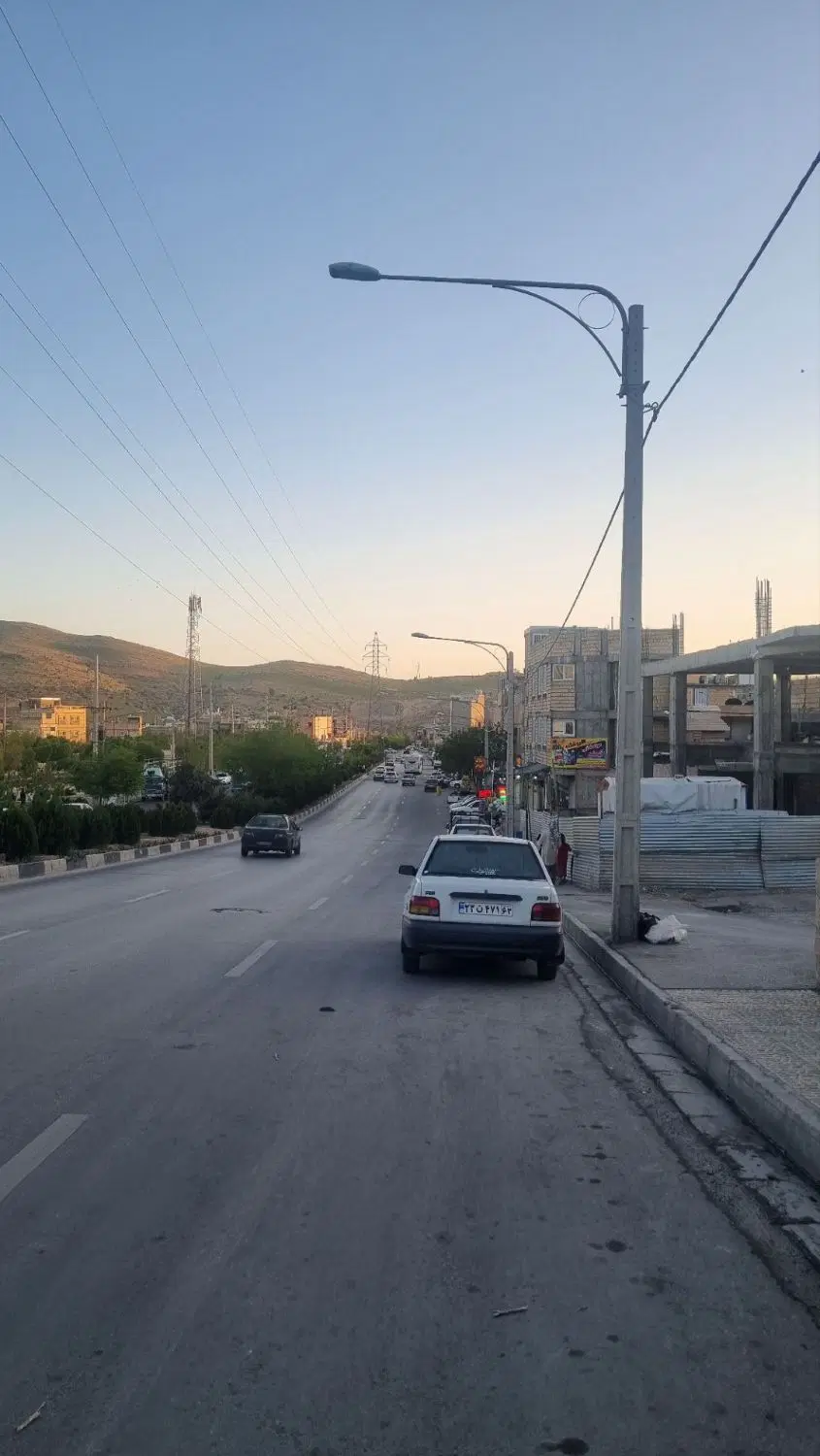 منزل شهرک سعدی کنار خیابان اصلی موقعیت تجاری