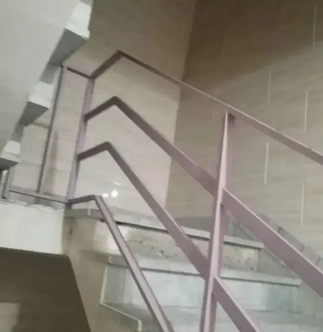 ۷۶ متر طبقه اول