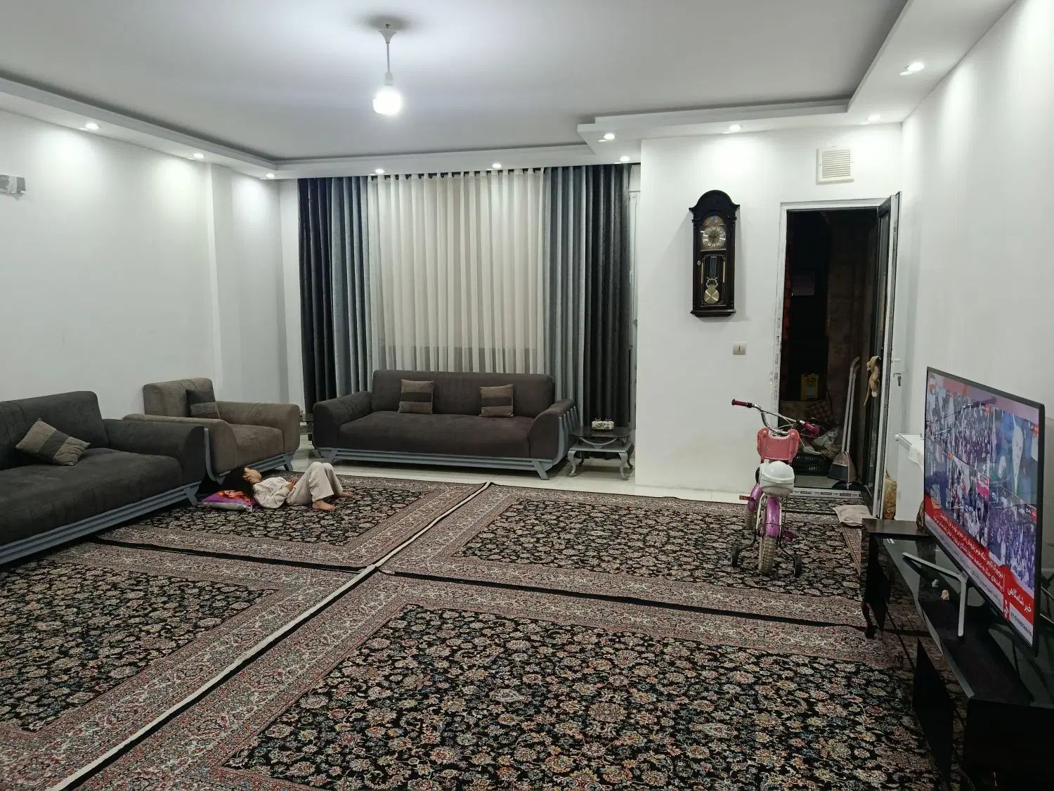 آپارتمان ۱۰۵ متری شهرک صبا پنجتن ابرار قربانی