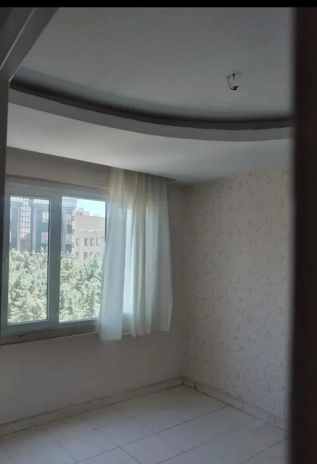 ملک ۱۰۰ متری ارغوان چهار غربی