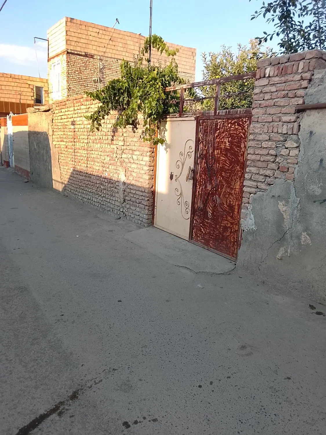 منزل فروشی.