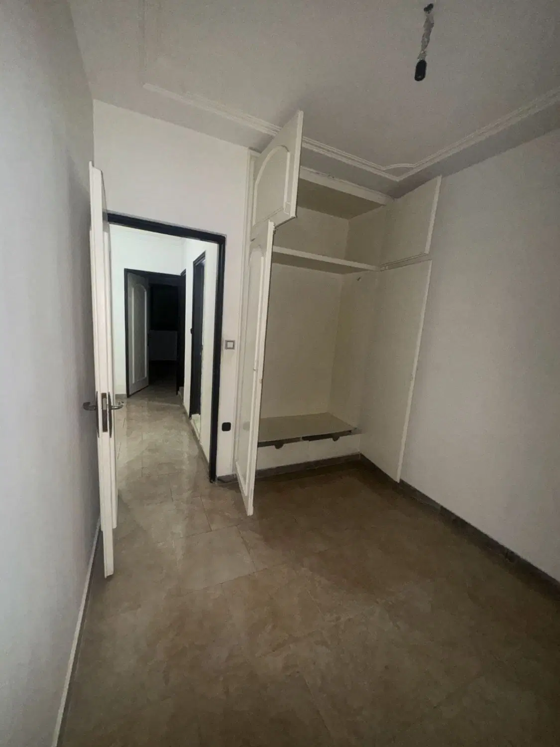 فروش فوری آپارتمان تاپ لوکیشن 8 دی