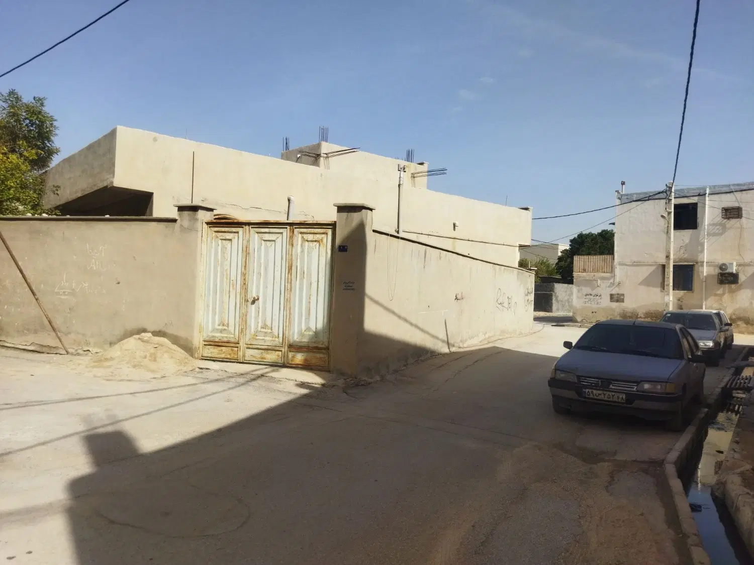 زمین فروشی امامزاده