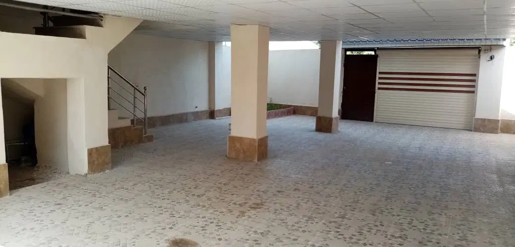 ویلایی 550متر لوکیشن عالی