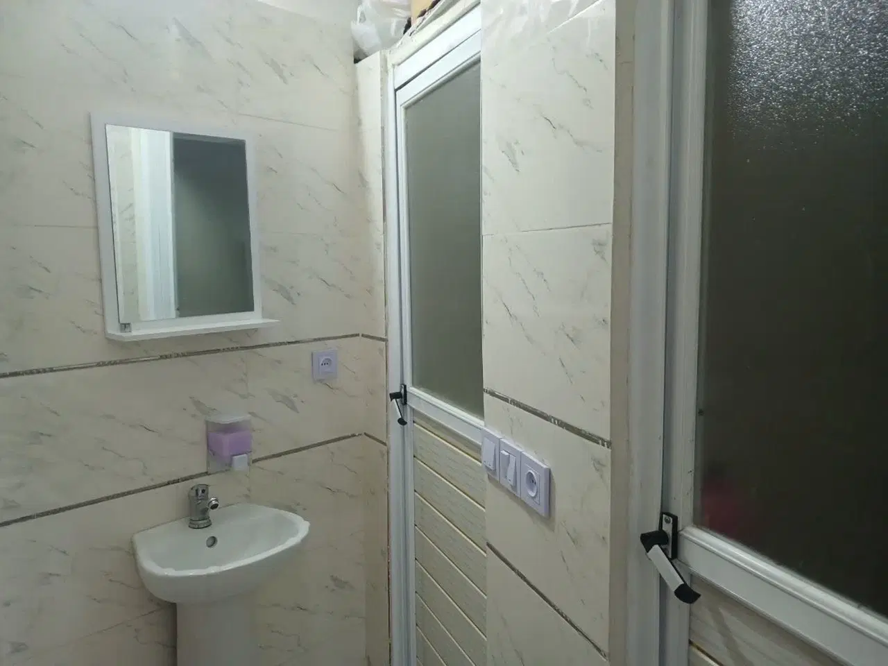 باغ متراژ ۱۰۰۰ متر بسیار خوب