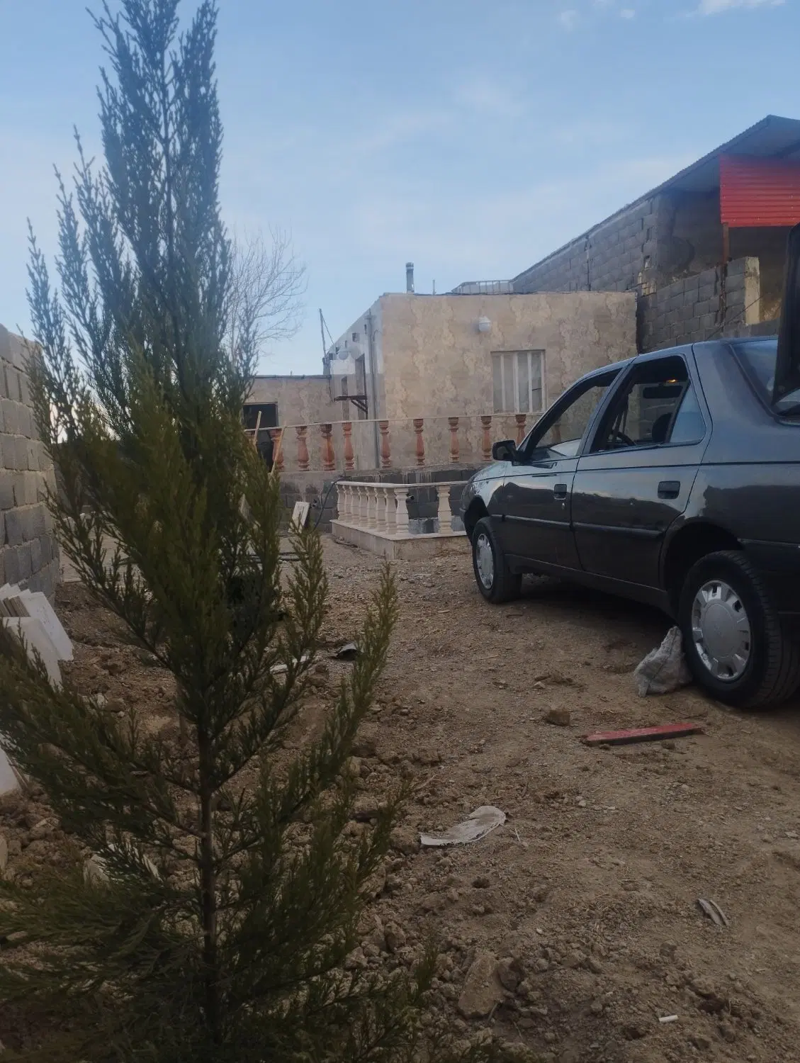 باغچه  چهار دیواری۵۰۰متری