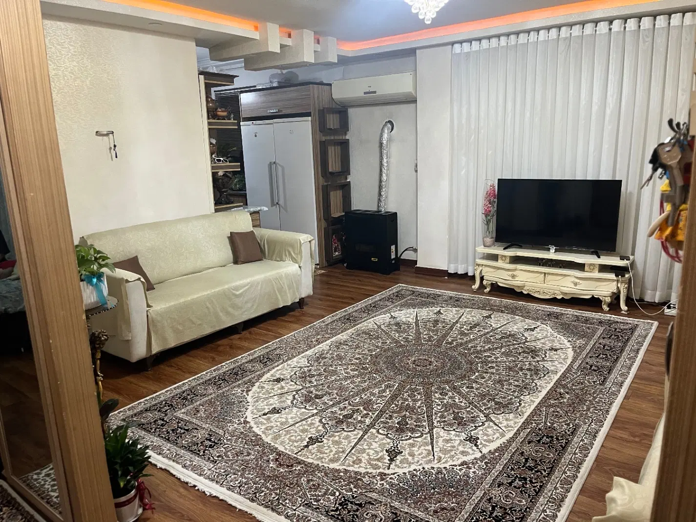 فروش آپارتمان 81متری با پارکینگ در بلوار لاکان