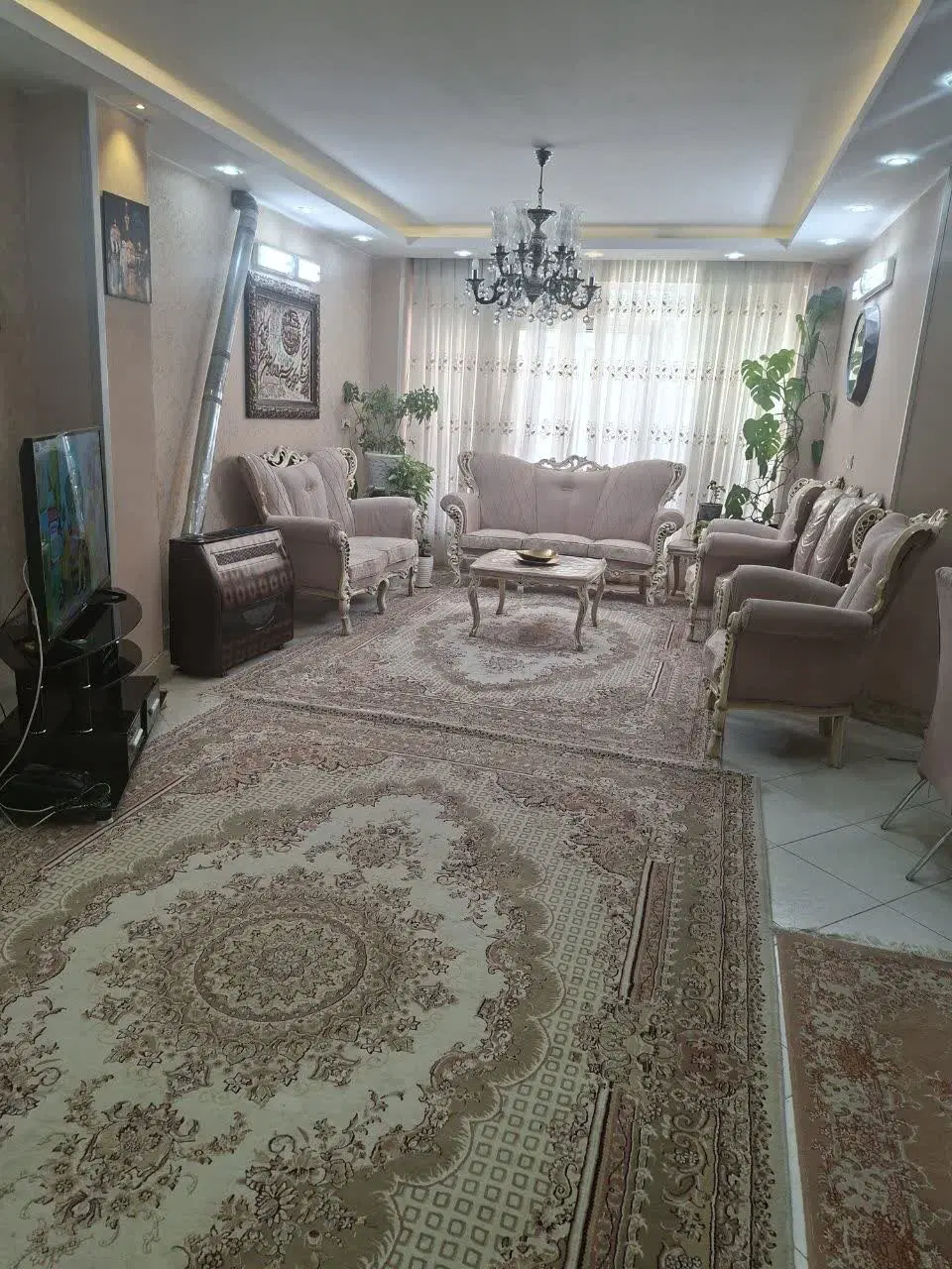 آپارتمان تک واحدی