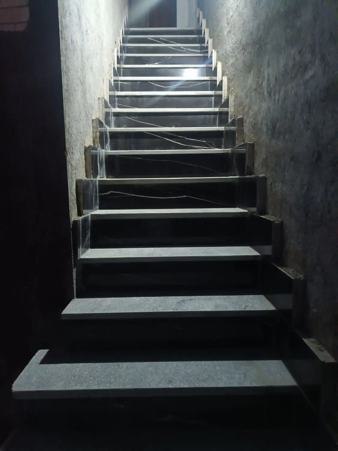 خانه شیک نوساز 65 متری
