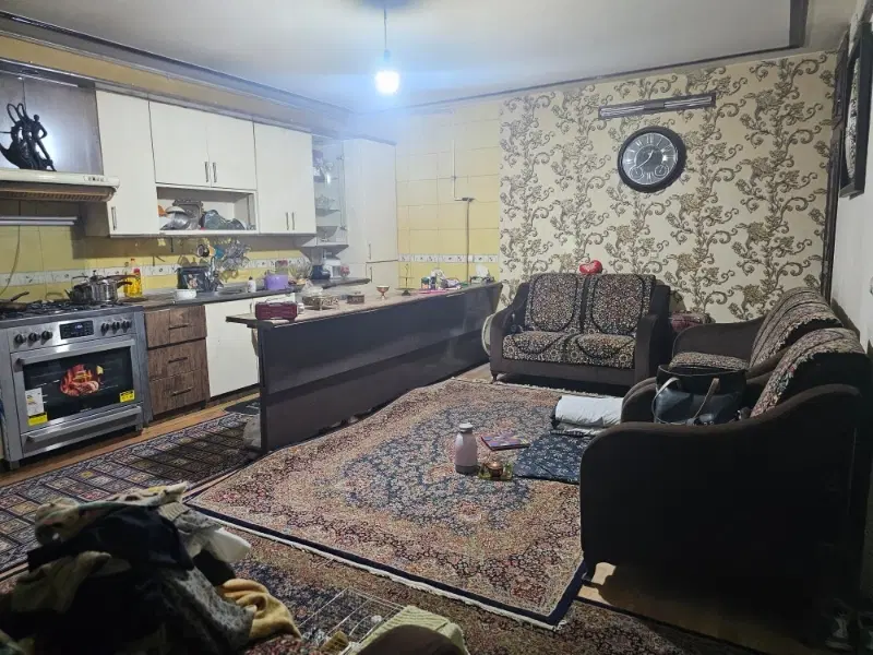 آپارتمان همکف شخصی ساز خ دانش کوی استادان