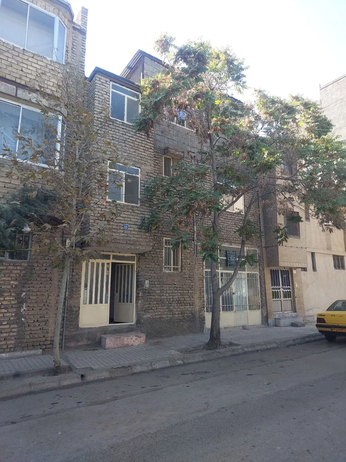 ۱۶۰متر ویلای دوطبقه نیم حاشیه هدایت دوممر