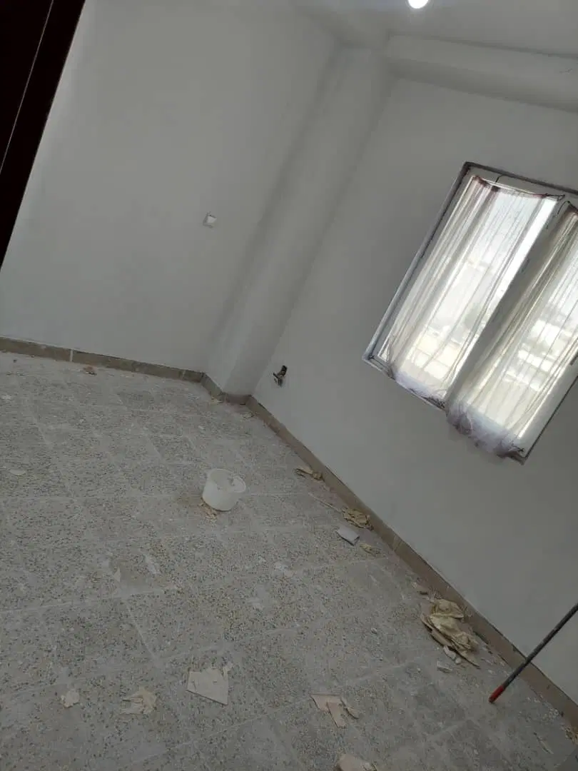 یک باب مغازه درپاساژخدری به متراژ۱۶متربه فروش