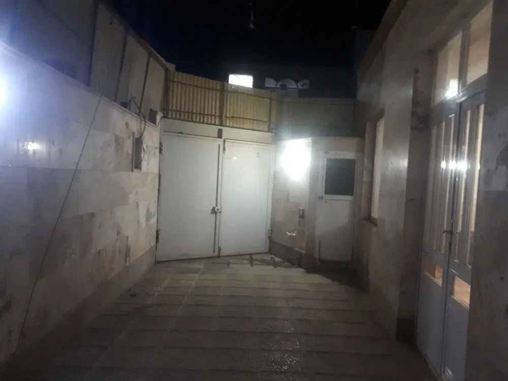 فروش حیاط ویلایی۱۰۲متر دونبش خوش نقشه