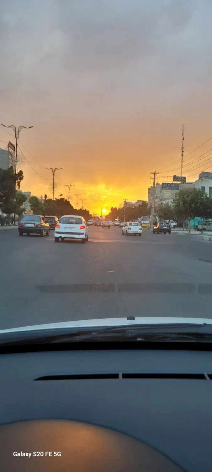 تجاری۱۶۰۰ متر داخل بافت اقدسیه بر بلوار اصلی