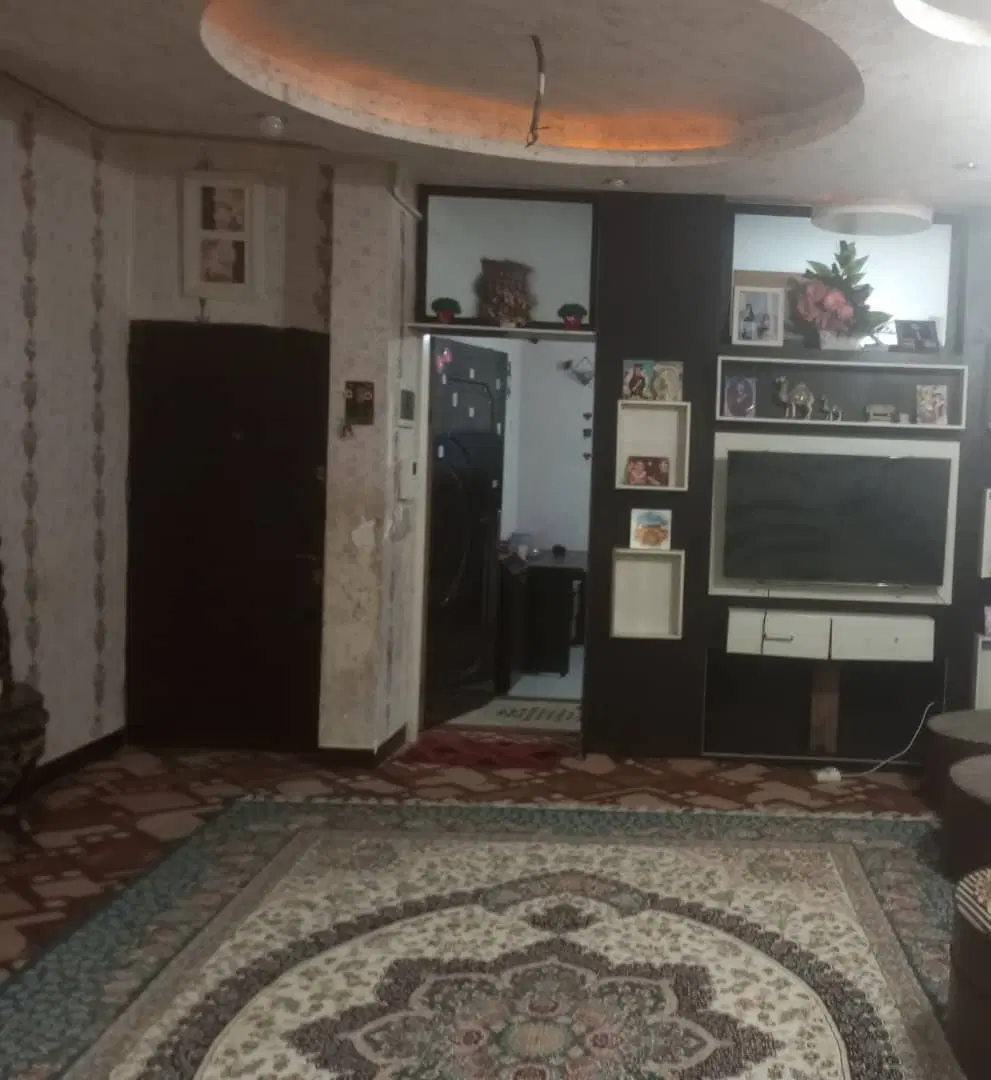 رهن واحد ۸۰ متری شقایق