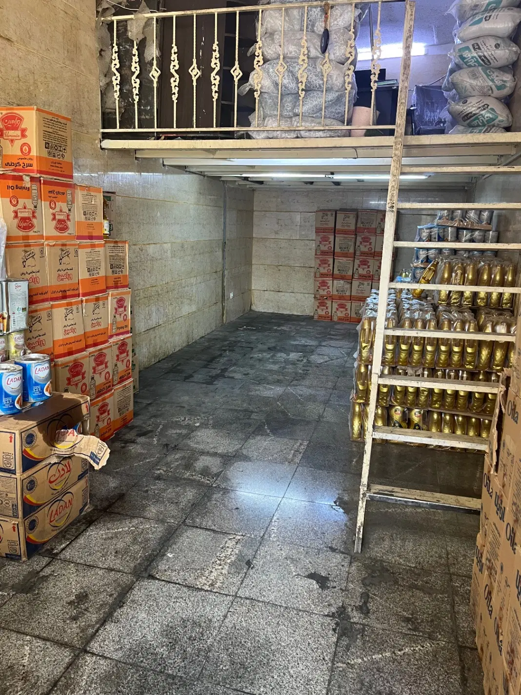 فروش  مغازه ۳۲متری در انبار نفت خیابان ایروانی