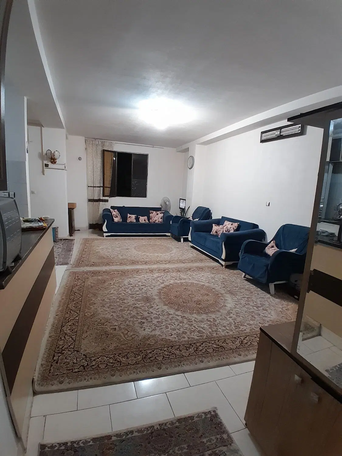 فروش آپارتمان ۷۰ متری در کمالشهر