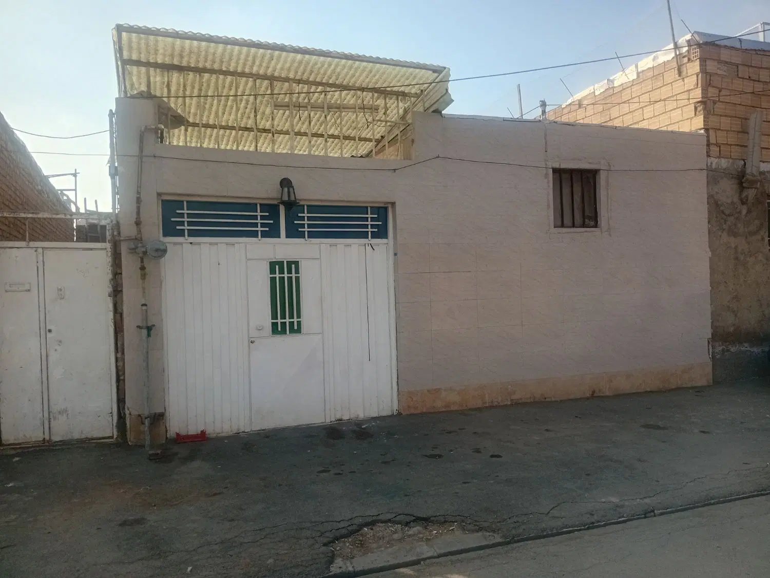 فروش خانه در شهرک آناخاتون