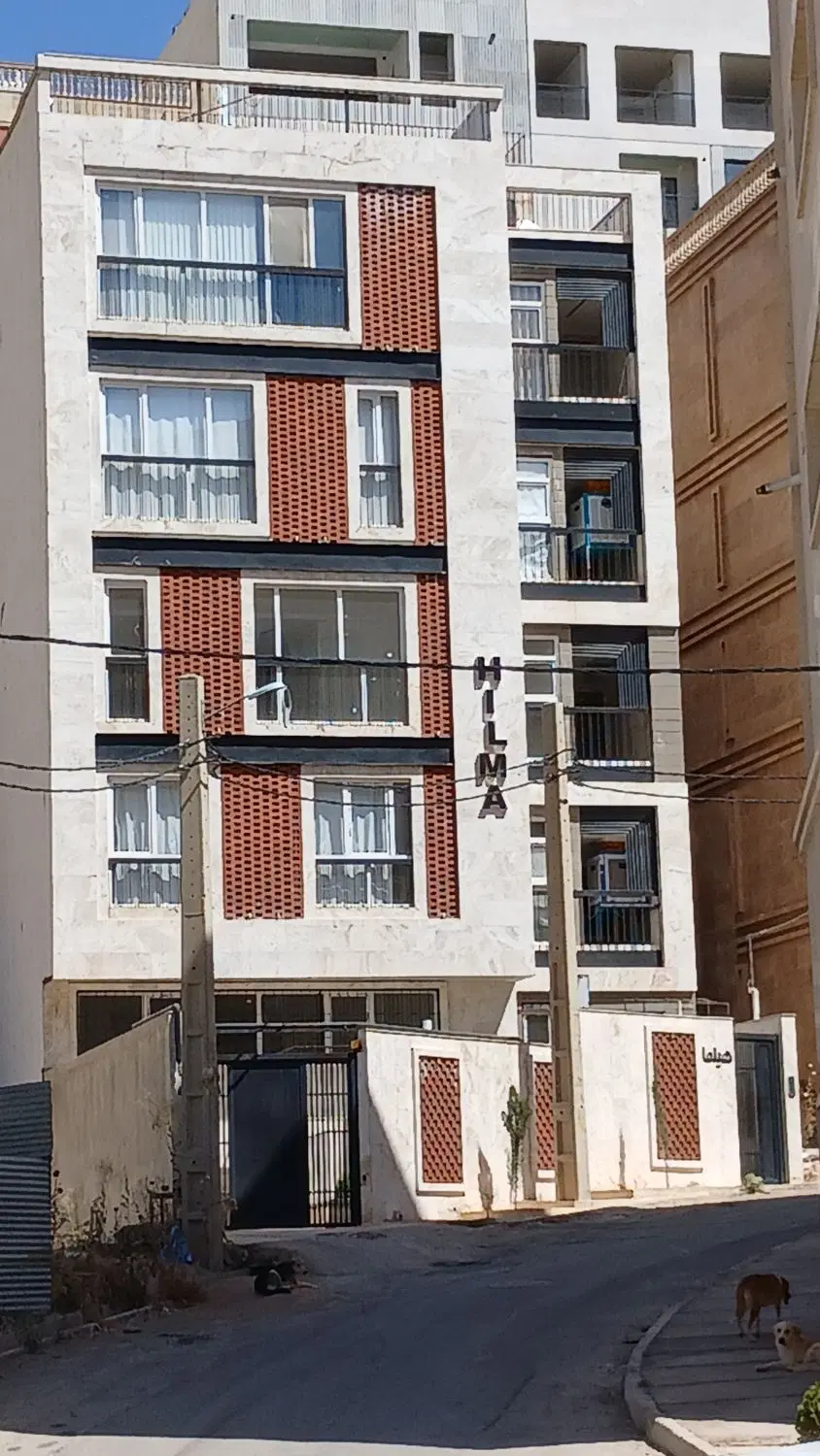 پیش فروش ۳ خواب لوکس و لاکچری