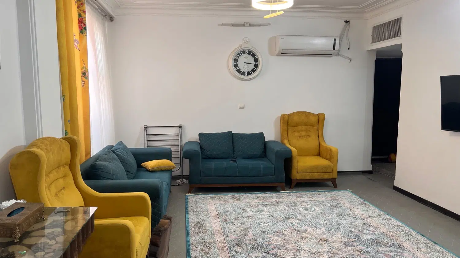 ۸۱ متری دوخوابه فول امکانات
