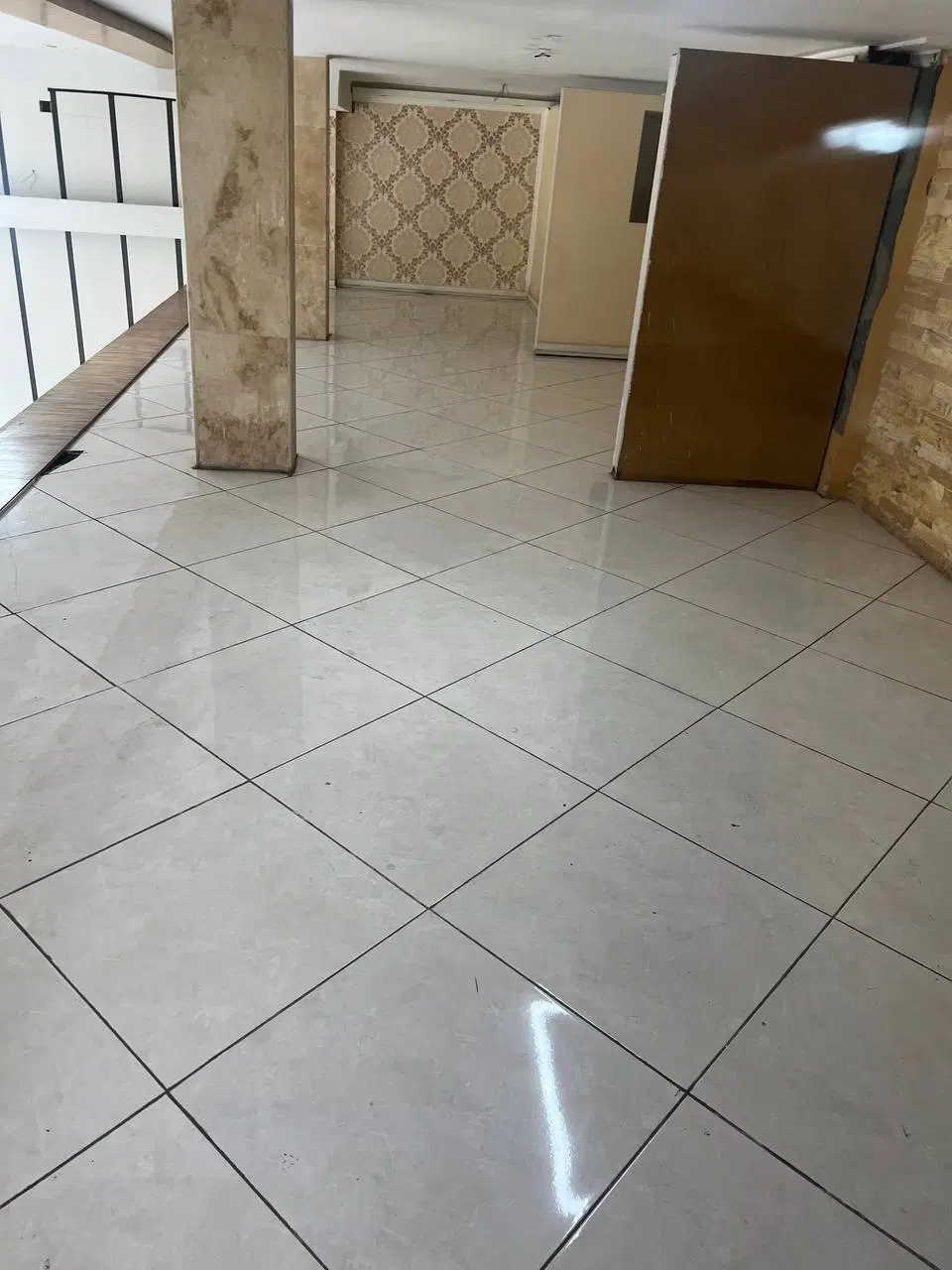 اجاره مغازه ۱۲۰ متری