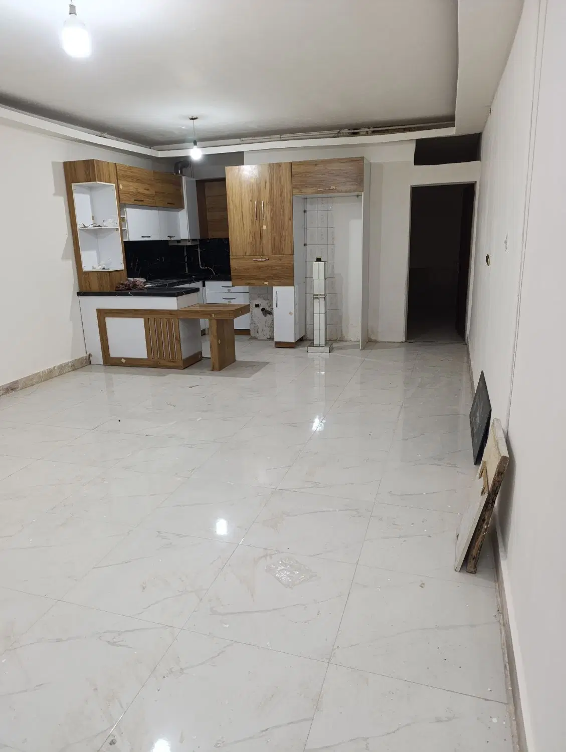 آپارتمان 85 متری_همکف_تخلیه