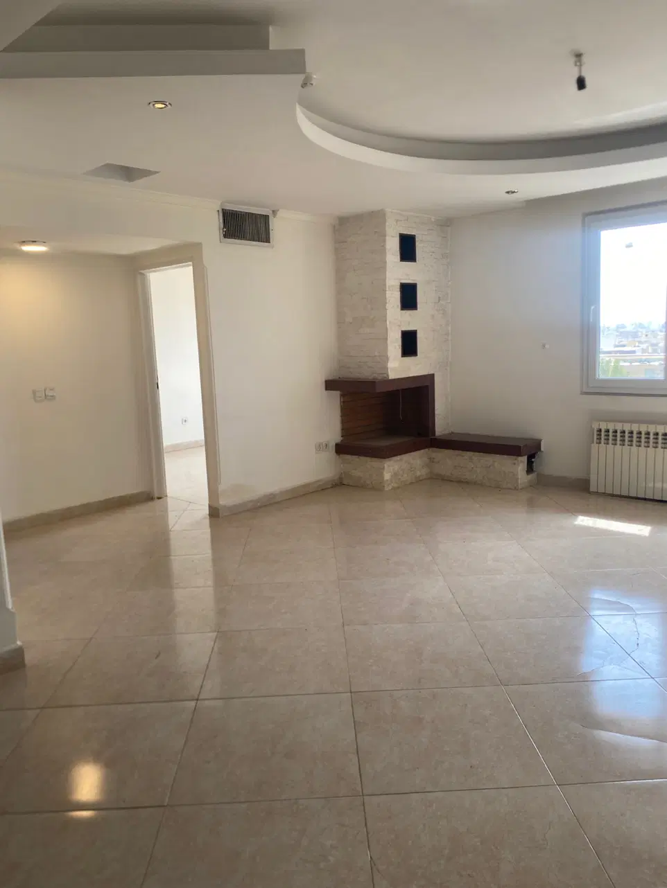 ۹۳متر_سند دار_فول امکانات_طبقه پنجم_چهار راه نبوت
