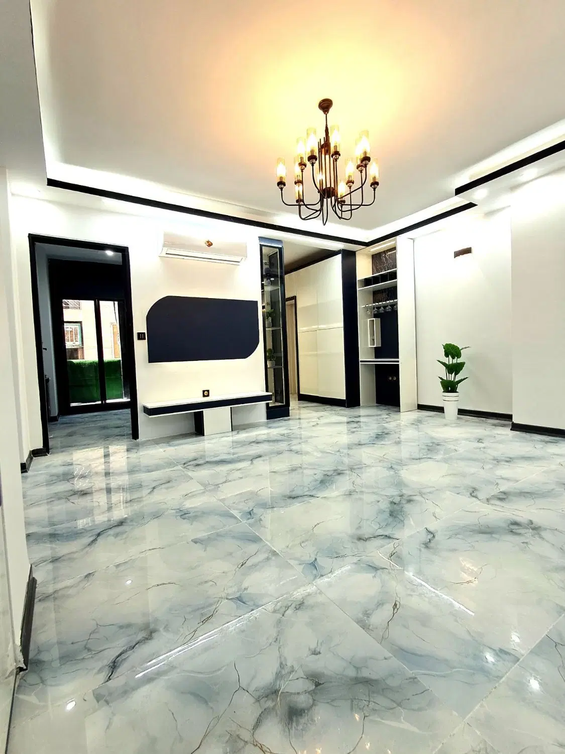 ۷۰ متر خوش نقشه_سند دار _فول دیزاین