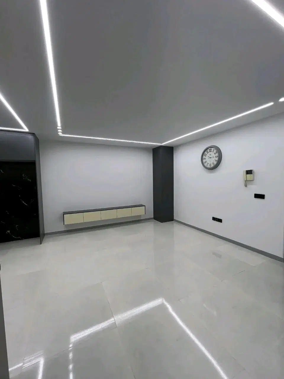 70متر فول دیزاین تاپ لوکیشن