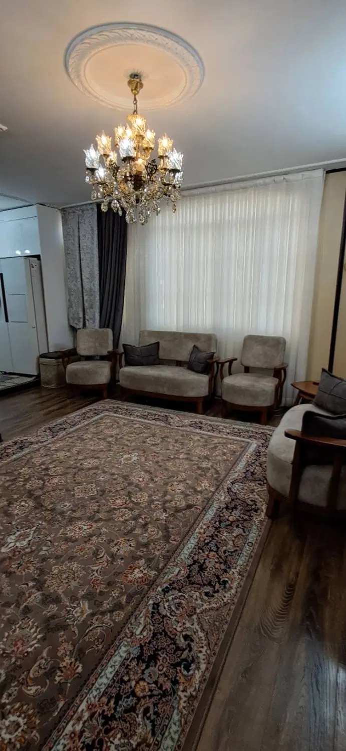 آپارتمان بازسازی شده