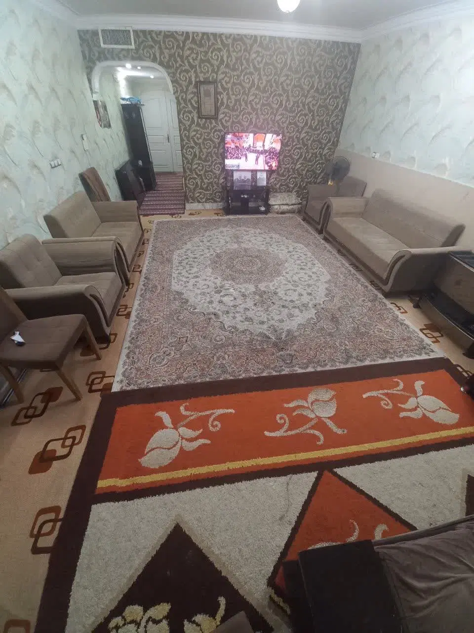 ۱۲۵ متر جنوبی، دوخوابه، ۳۰ متر حیاط اختصاصی