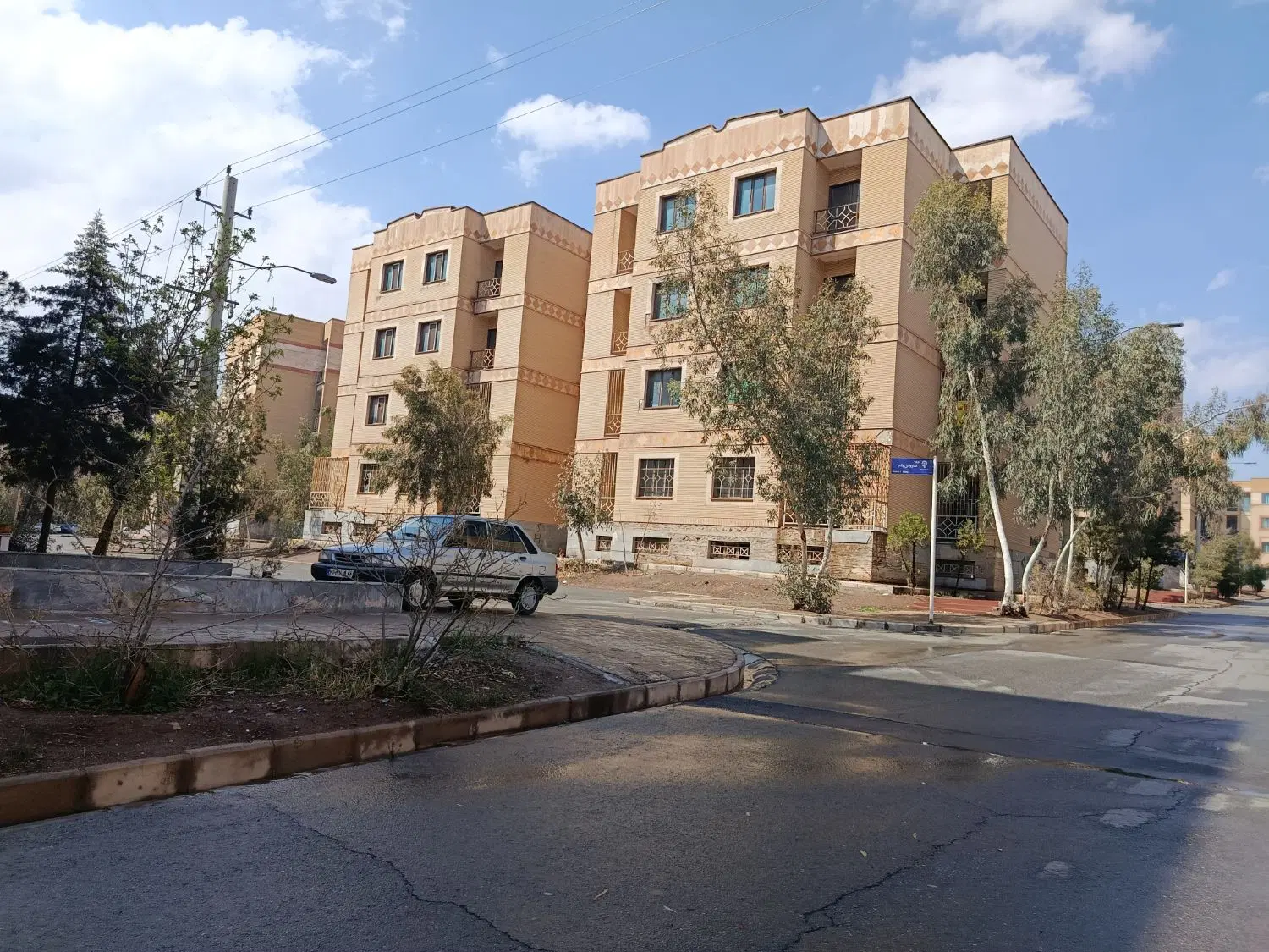 ۱۲۸ متر فاز ۲ طاووس پرند ژورنالی