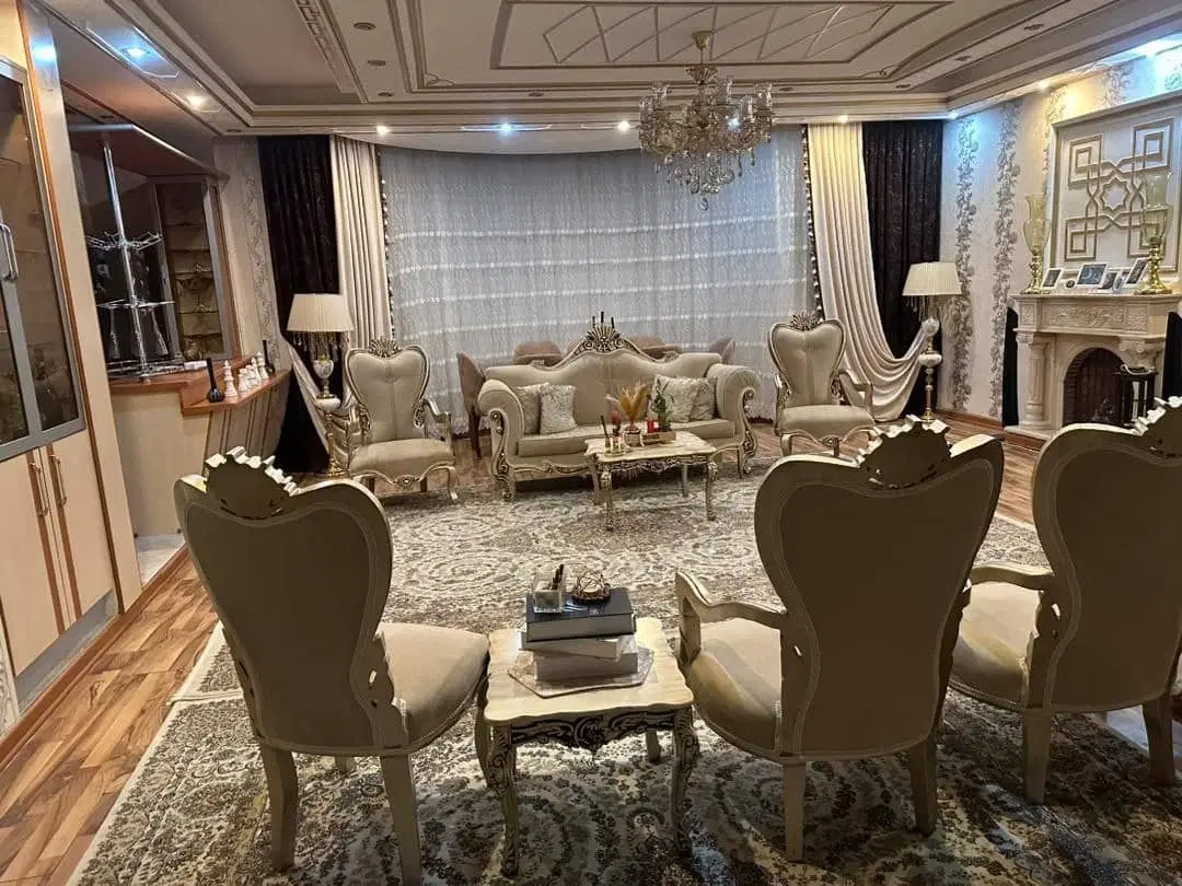 ۱۱۵ متر شهرک آزادی