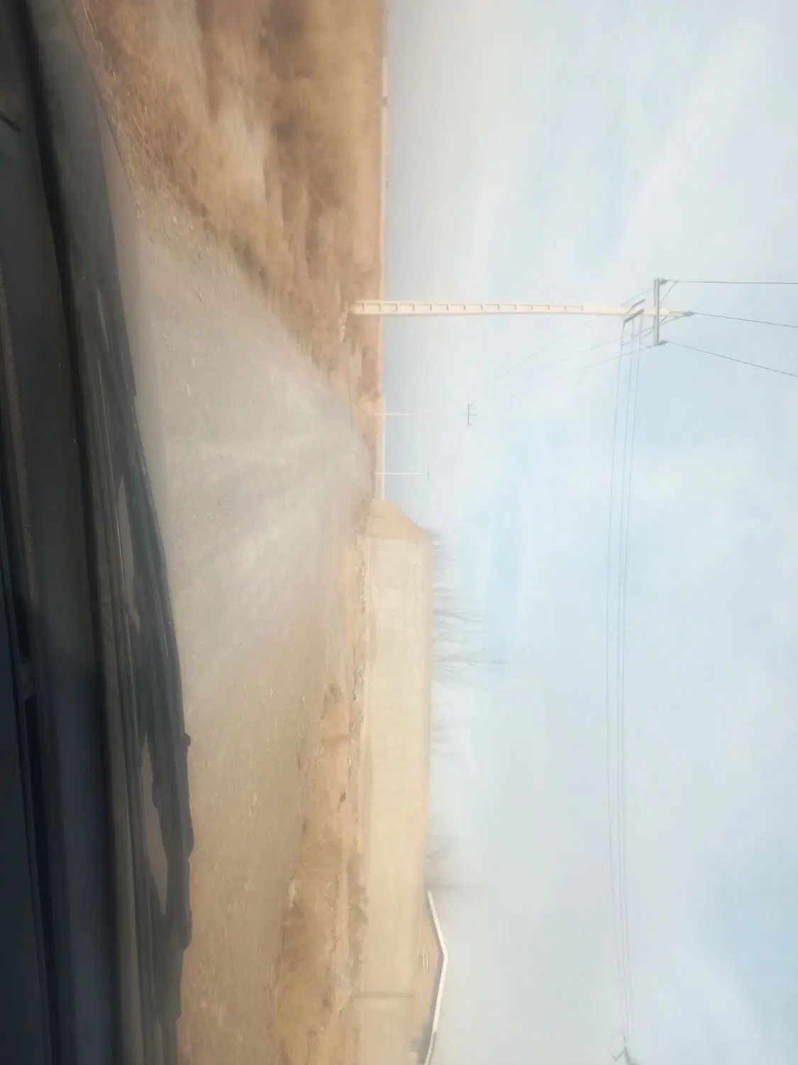 ۴۰۰متر دور دیوار
