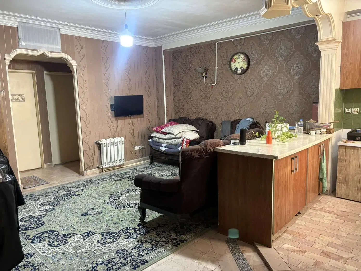 آپارتمان باغ فیض