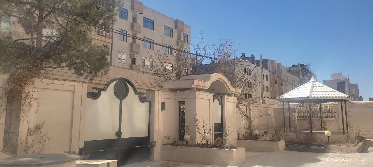 آپارتمان 101متر مرشدلو سه سند آماده تک برگ