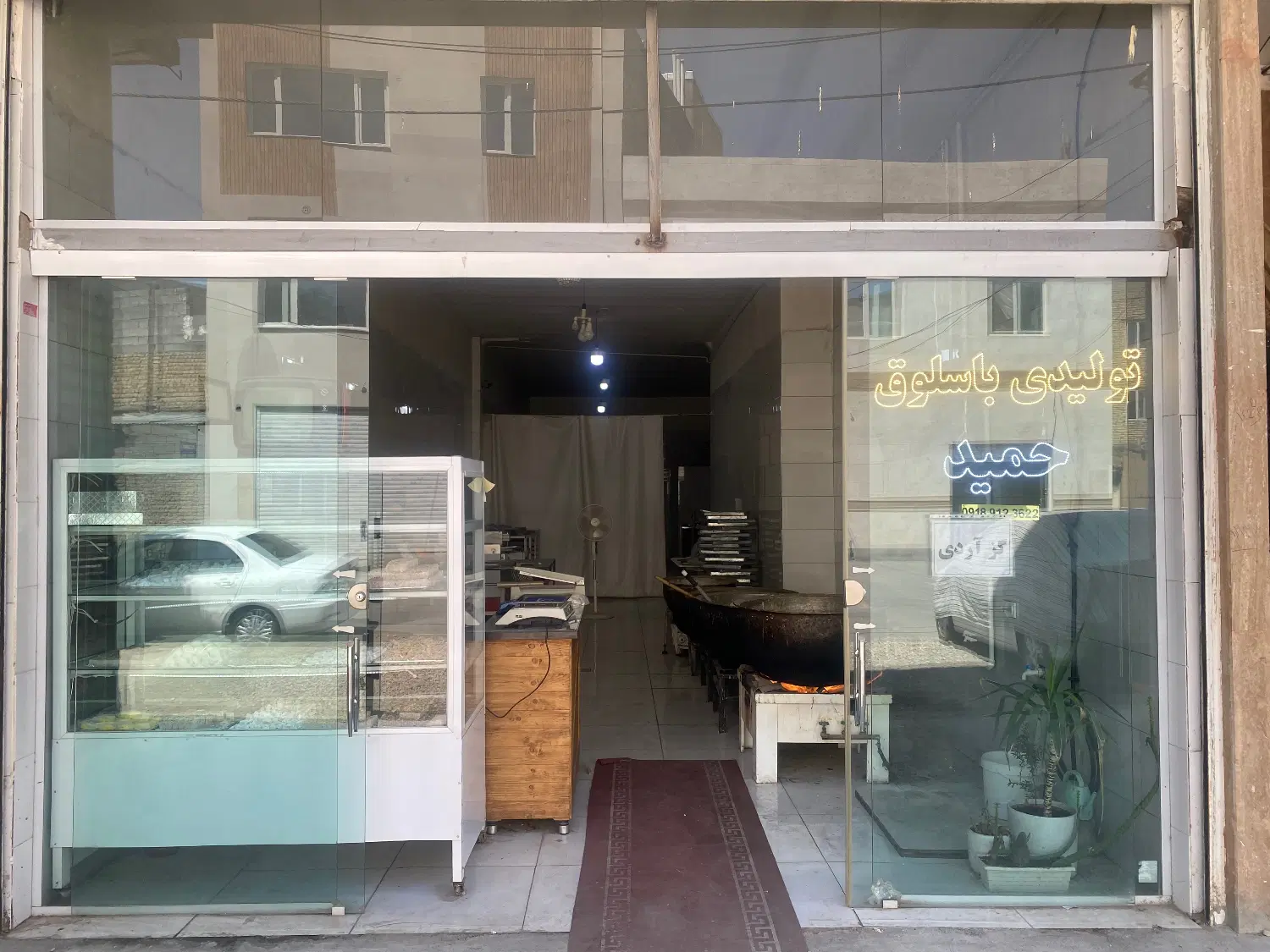 مغازه ۹۰متری