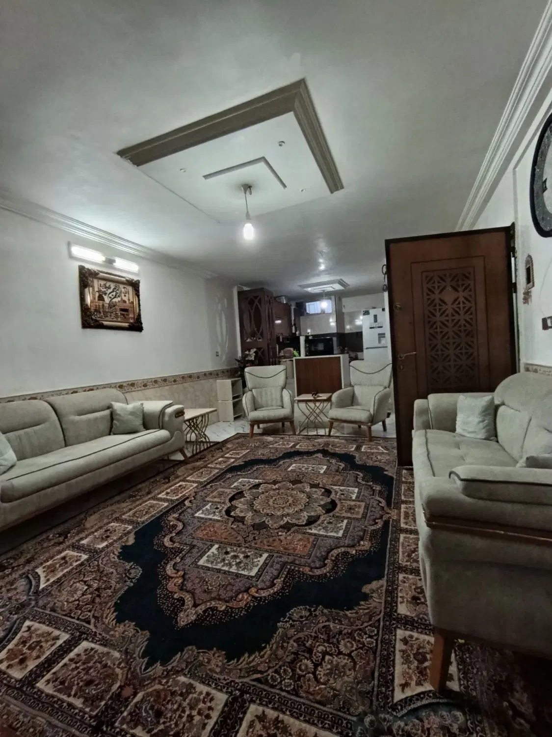 اپارتمان70متری پارکینگ وانباری